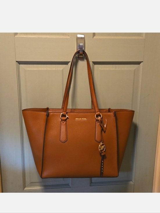 MICHAEL Michael Kors Handbags - MICHAEL Michael Kors Kris Brown Large Leather Tote with Gold Hardware & Dustbag